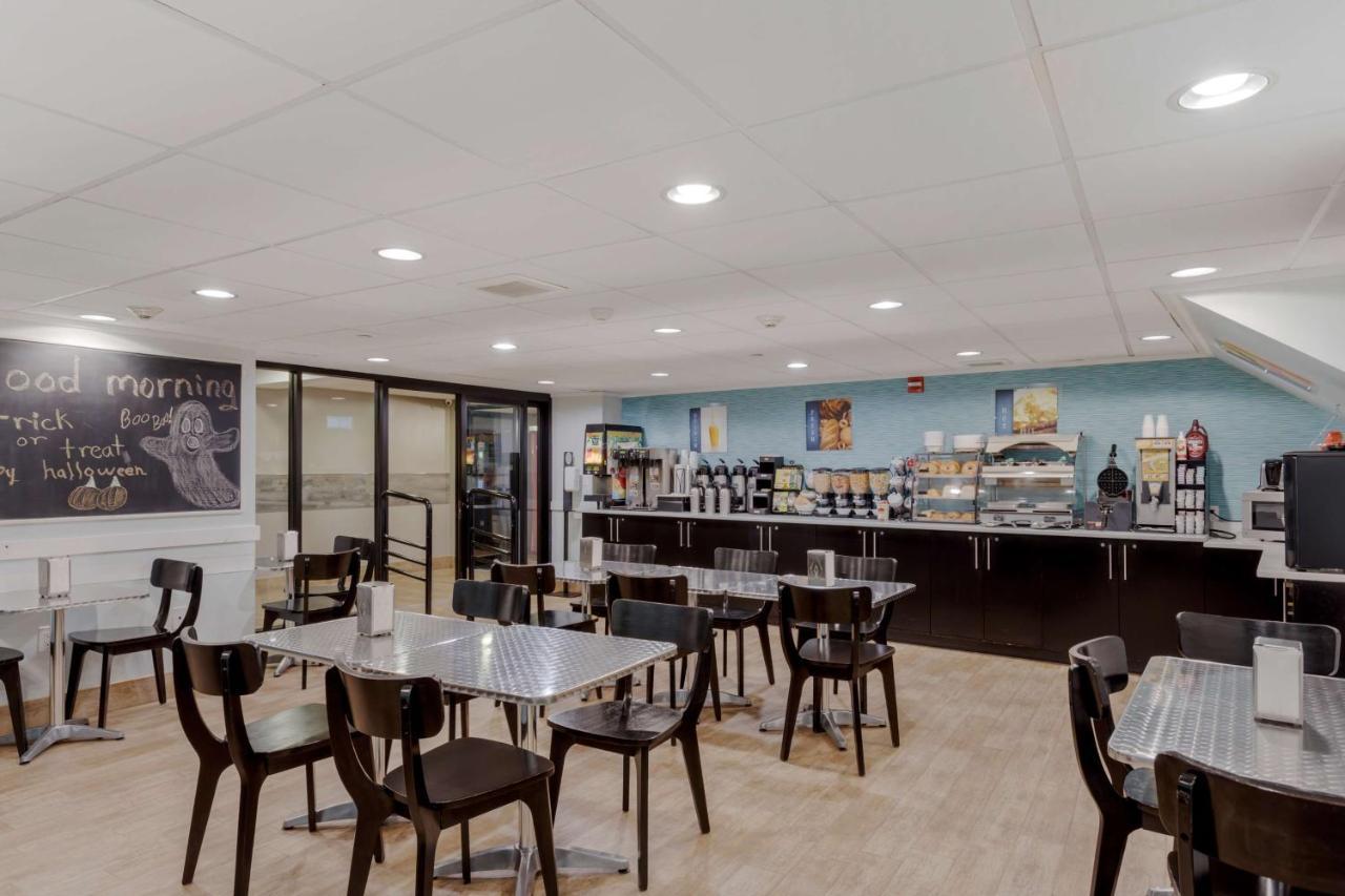 Best Western Plus Brooklyn Bay Hotel Ню Йорк Екстериор снимка