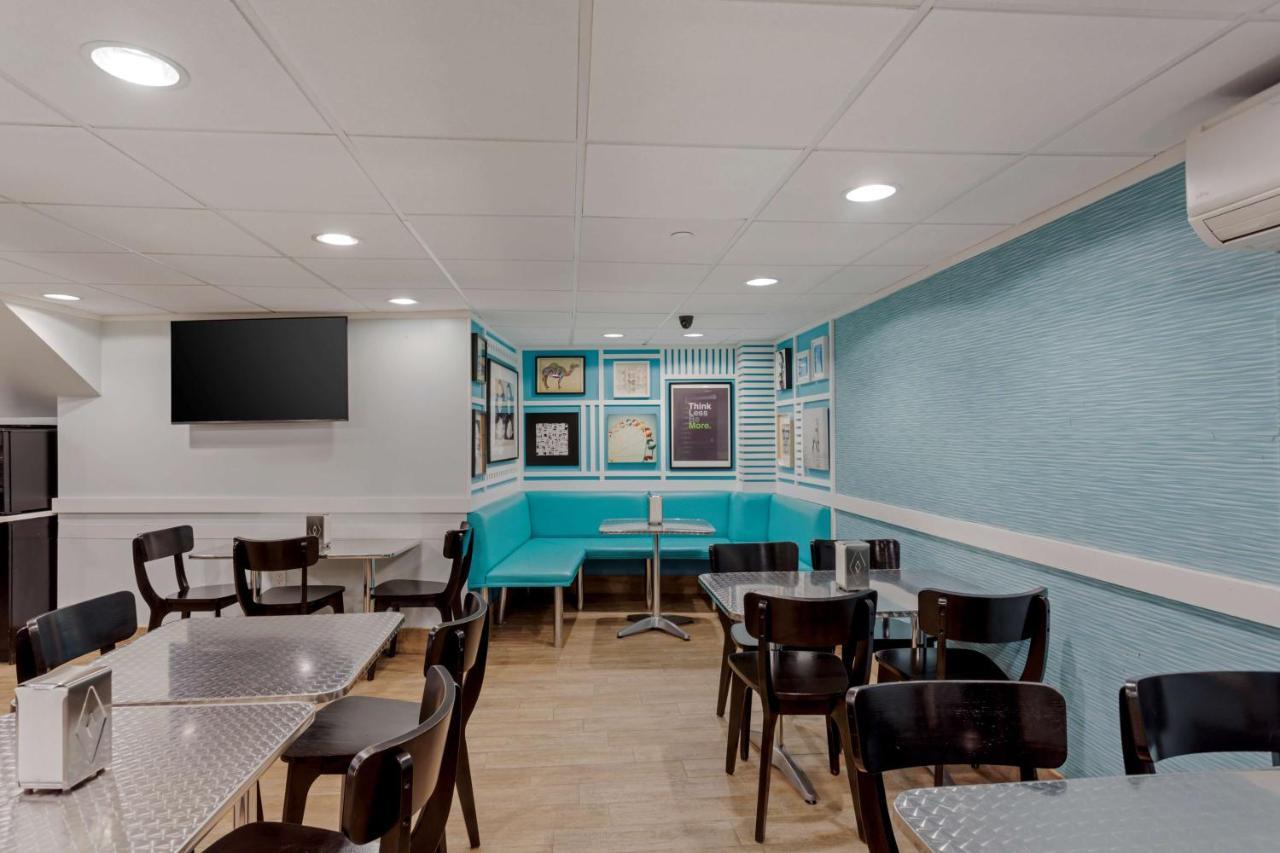 Best Western Plus Brooklyn Bay Hotel Ню Йорк Екстериор снимка