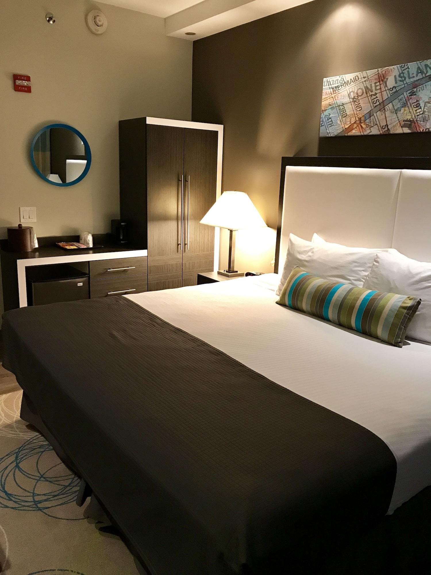 Best Western Plus Brooklyn Bay Hotel Ню Йорк Екстериор снимка