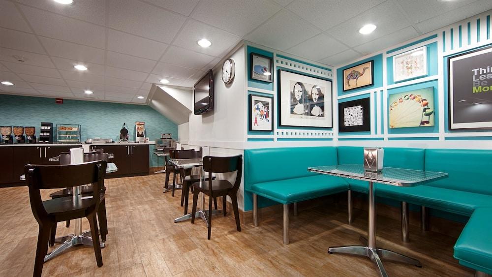 Best Western Plus Brooklyn Bay Hotel Ню Йорк Екстериор снимка